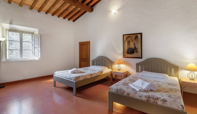 Ginestra Apartment with Private Terrace, Fireplace and Shared Pool