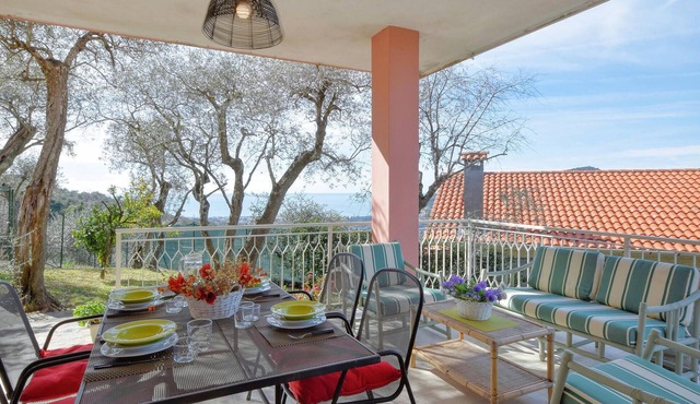 Gorgeous apartment in San Bartolomeo di Leiv