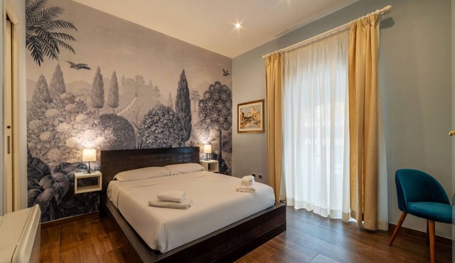 GuestHost - Lovely room, with private bathroom, ideal for 2 guests in 20 square meters of space, is part of the Sallustian Guest House.The Guest House is located on the second floor, without elevator, of an elegant period building and consists of 5 priva