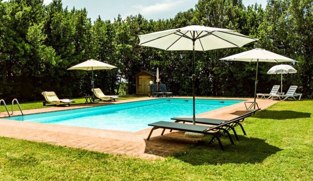 GuestHost - Pool Apartment with Garden