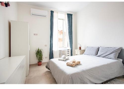 Happy shared apartment Naples