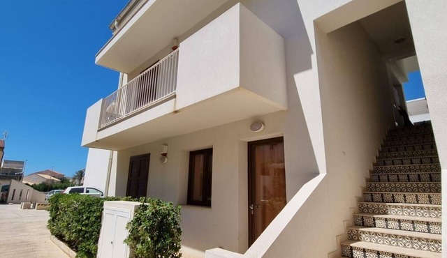 Holiday Apartment in Punta Secca with Private Parking