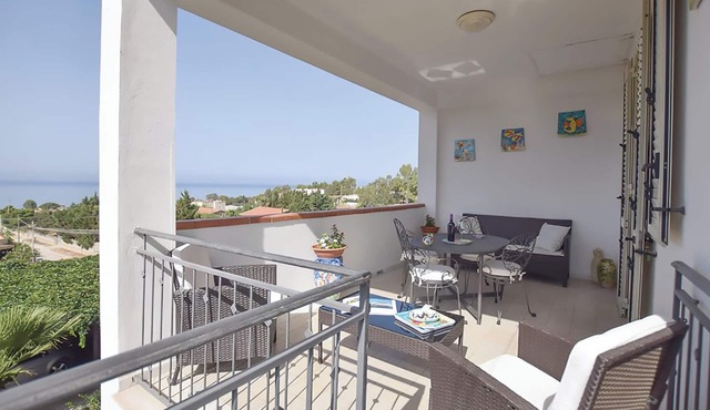 Homerez - Charming Apartment in Sciacca with Sea View