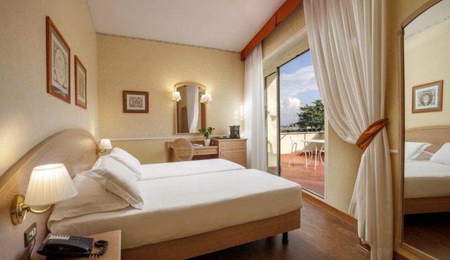 Hotel Santa Costanza by OMNIA hotels