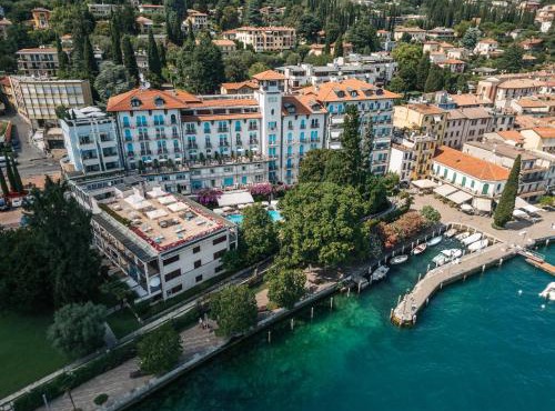Hotel Savoy Palace