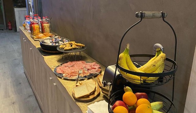 HOTEL TECH in Brembate
