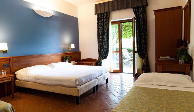 Hotel Villa Dei Bosconi