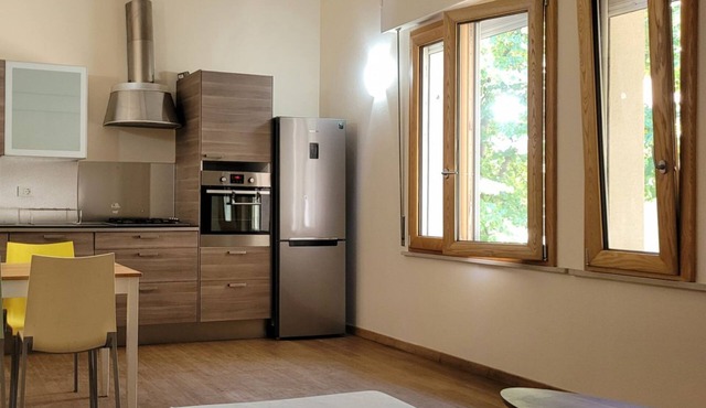 Location: very central, a stone's throw from the sea and all services.Description: renovated apartment on the second floor of a very central building. Bright living room with dining table, kitchenette and two pouf beds. Two double bedrooms, two bathrooms