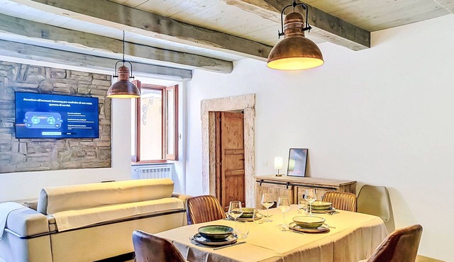 Lovely apartment for 5 guests with A/C, WIFI and balcony