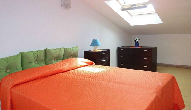 Nette Wohnung in Acireale mit Terrasse und Pool by Interhome