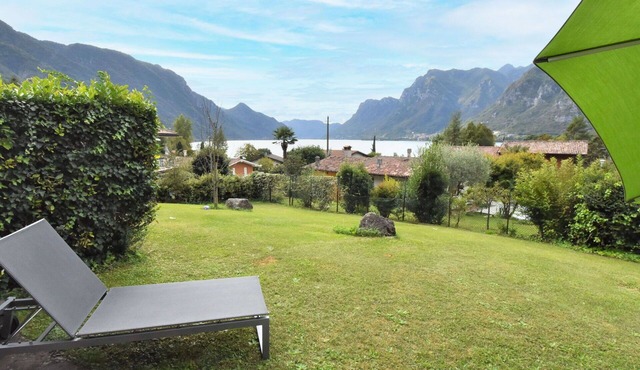 Nice apartment in villa for 5 people with WIFI, TV, terrace and pets allowed