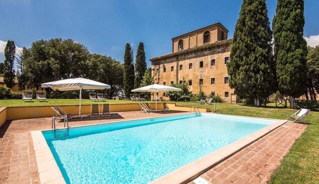 Nice home in Monteroni d´Arbia SI