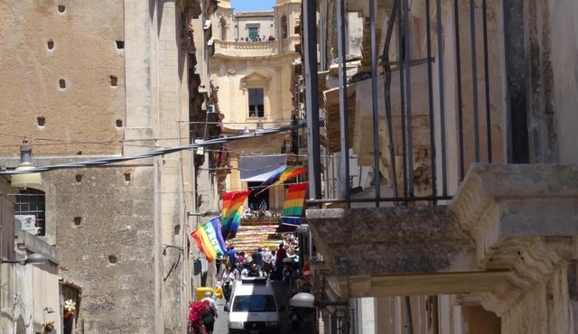 Noto Relax