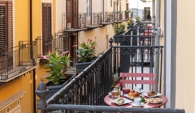 Palazzo Achates
