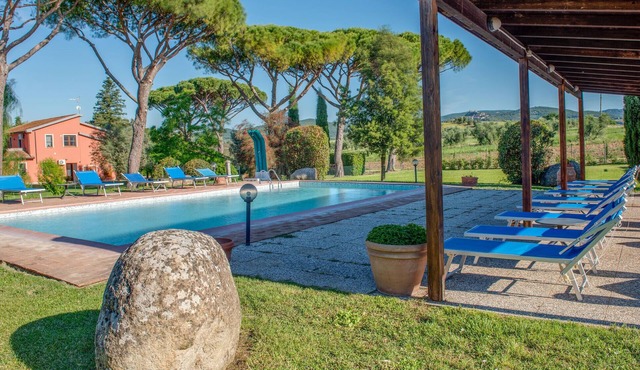 Pet friendly apartment in Roccastrada with WiFi