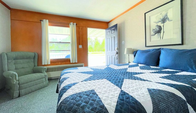 Pet friendly & Centrally located in Rapid River