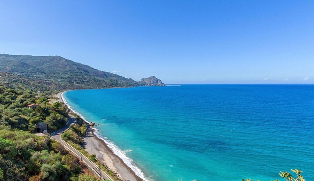 Practically furnished vacation apartment welcomes you to Northern Sicily.