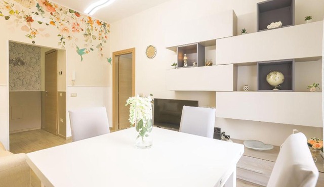 Primavera Guest House - In Centro, Vicino Aeroporto, Salerno e Paestum