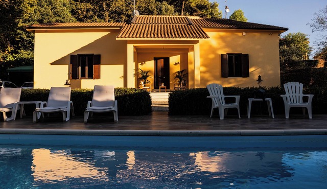 Private villa with pool, bbq, gym and guaranteed relaxation