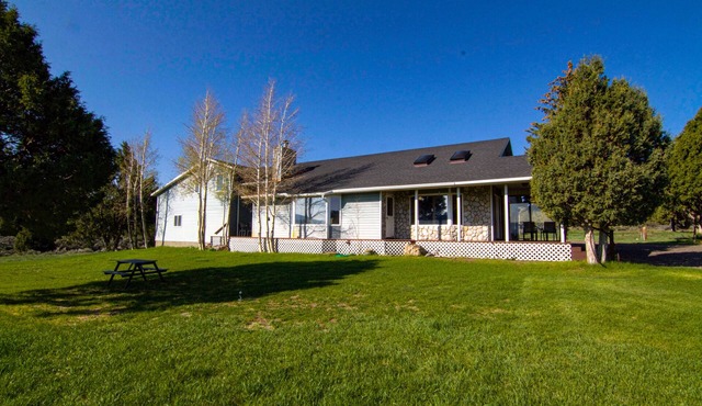 Private Wilderness Retreat w/Trails in Hatch