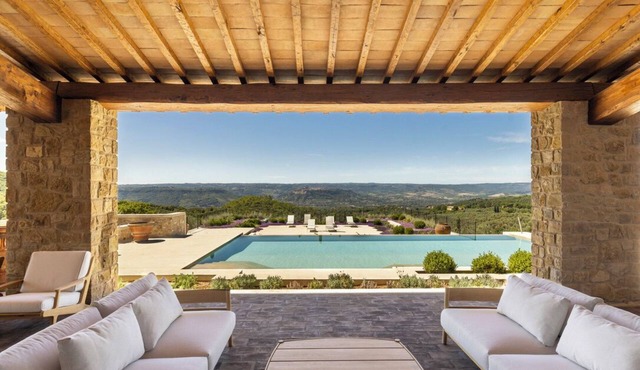 Quiet luxury among the olive groves of Orvieto