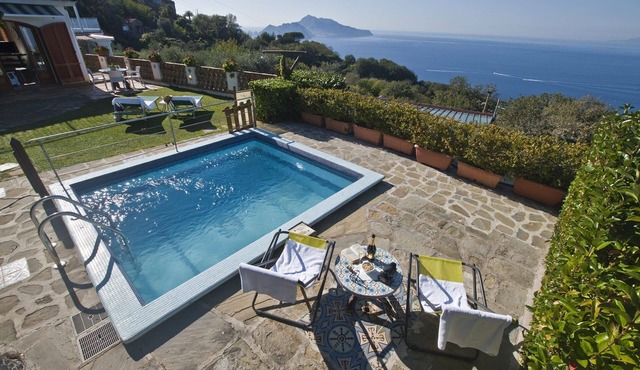 Rentals in Italy - Casa 2 Ulivi with sea view, private pool and rooftop solarium