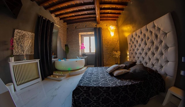 Rhoma Luxury suite with jacuzzi tub SPECIAL OFFER HELLOWEEN