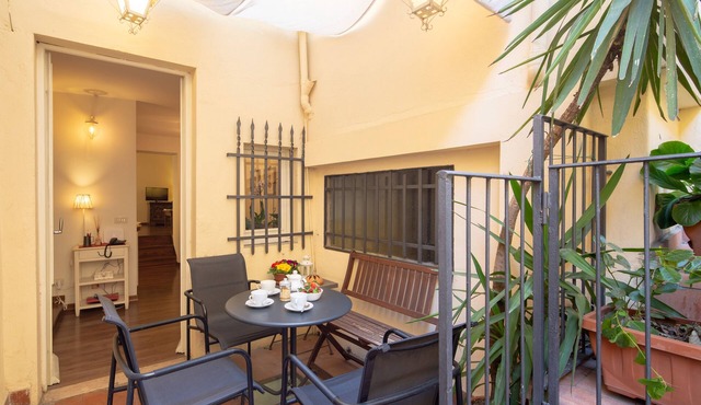 Romantic apartment close to Palazzo Vecchio