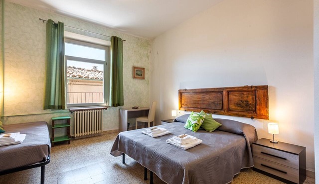 Room 'Erbe Aromatiche - Poggio Alla Luna' with Wi-Fi