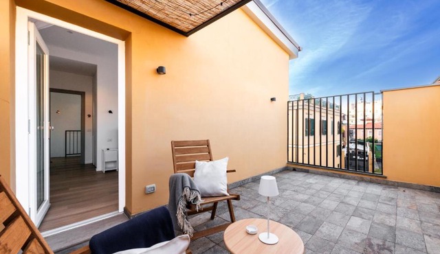 Seven Kings Villas by Hostand