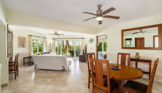 Spacious Condo · Oceanfront Infinity Pool · Minutes from Sosua Center in Sosúa