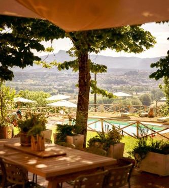 Stone Villa With Panoramic Pool in Poppi