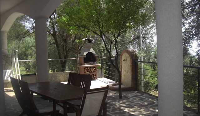 Strandnahe Wohnung in Pisciotta mit Grill by Interhome