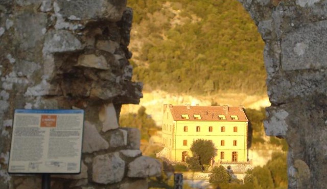 Student's Hostel Gowett in Campiglia Marittima
