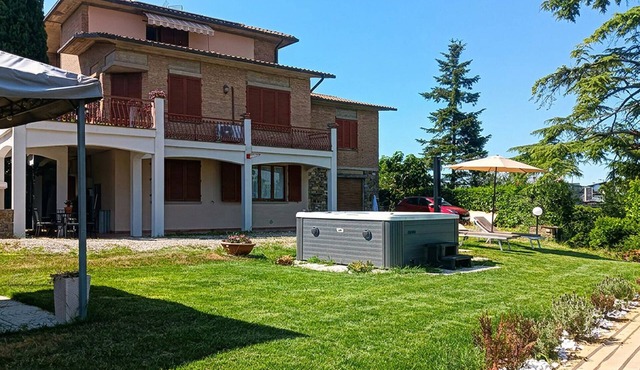 Stunning apartment in Monteriggioni with WiFi