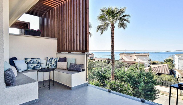 Stunning apartment in Trappeto with WiFi