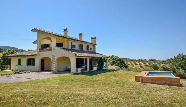 Stunning home in Casperia