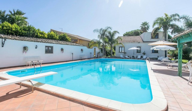 Stunning home in Chiaramonte Gulfi