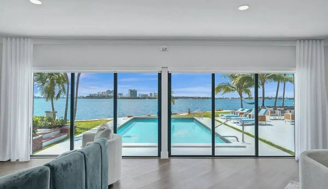 Super Luxury Bayfront Compound in Miami