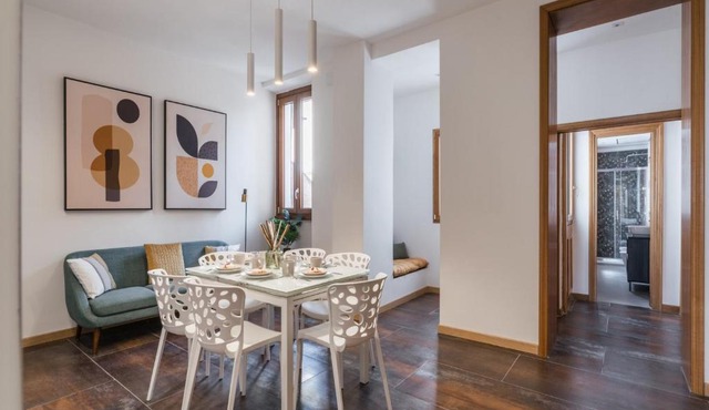 The Best Rent - Three-bedroom apartment near Piazza Barberini