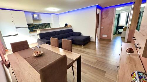 Trendy Home