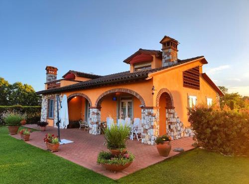 Tuscan Villa exclusive use of private pool A/C Wifi Villa Briciola