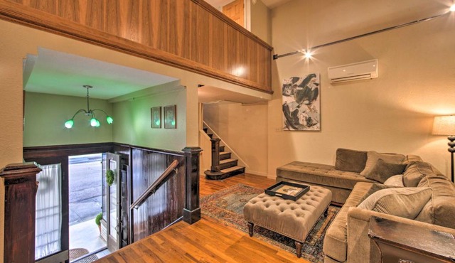 Updated Apartment in Historic Dtwn Marshall! in Marshall