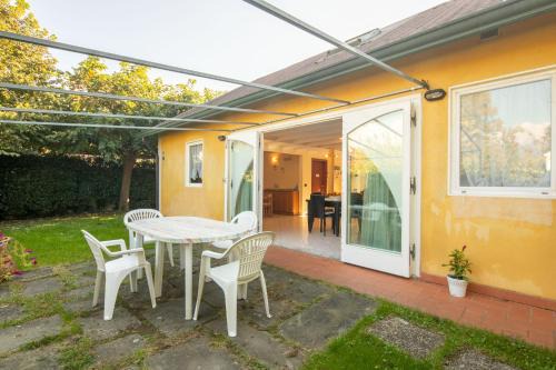 Villa Patrice by MMega