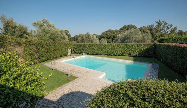 Villa with pool at Lake Bracciano