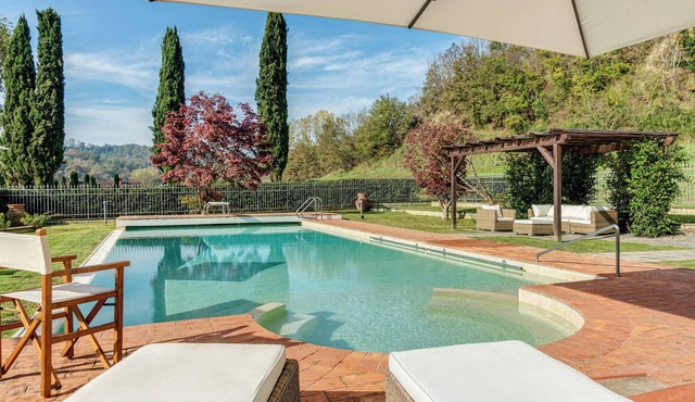 Villa with private pool very close to Florence