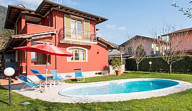 Villa with private pool