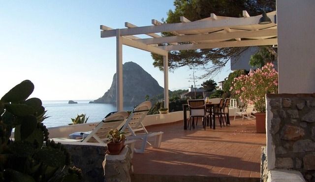 Villalauramarie-amazing seaview retreat with garden-82 reviews-25Km from Palermo