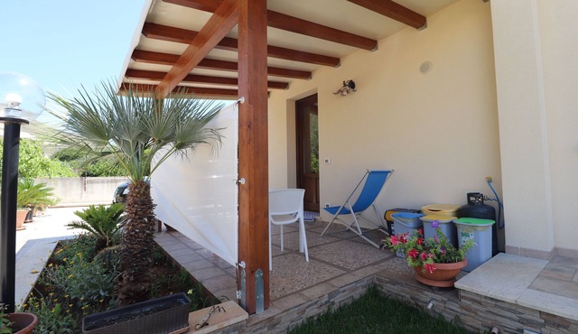 Vincenzo House