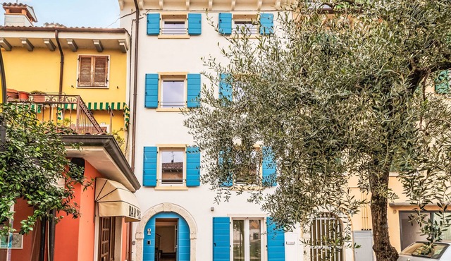 Vista Lago Consolini by Interhome